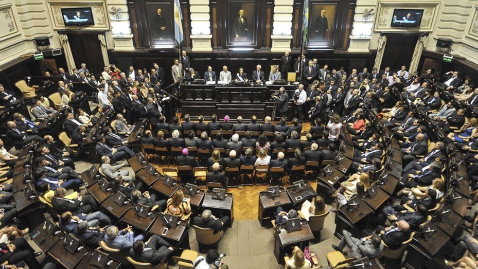 La Legislatura bonaerense aprobó el endeudamiento por USD 3.685 millones pedido por Kicillof
