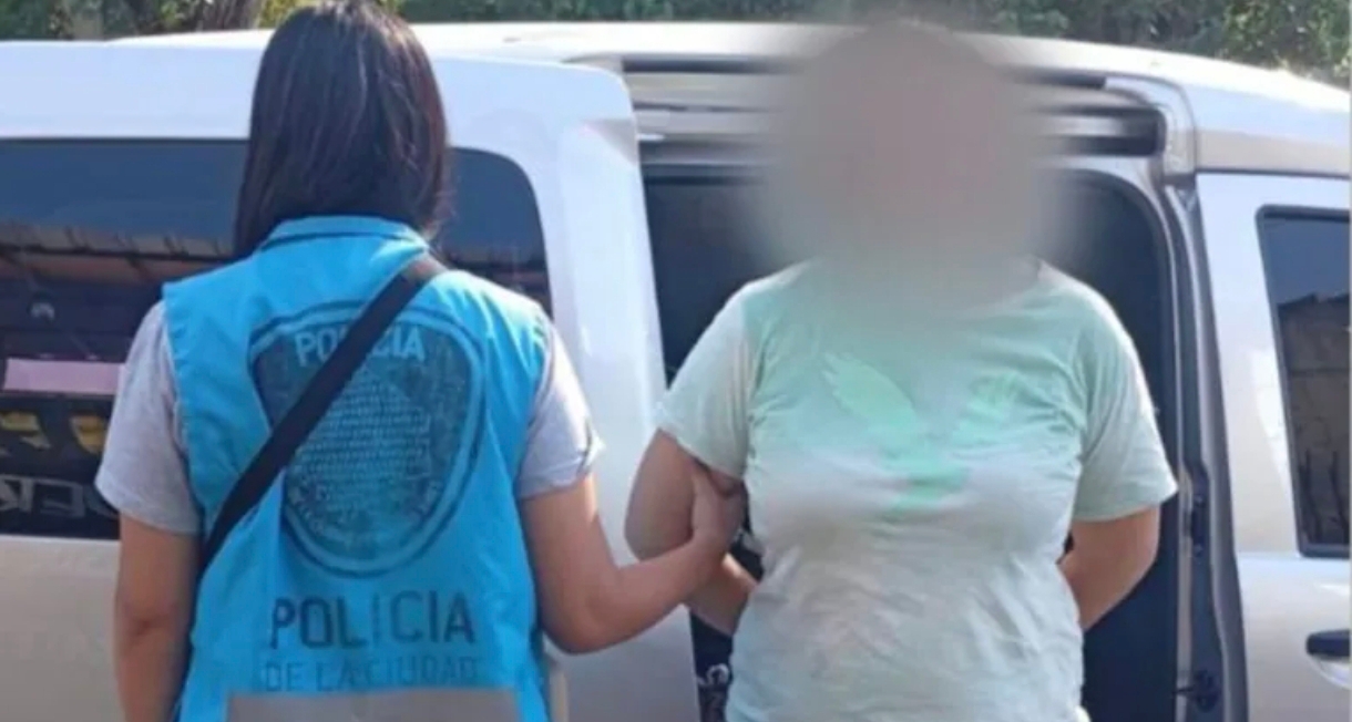 Cay&oacute; una falsa cuidadora que drogaba a adultos mayores para robarles: la pista que fue clave para atraparla