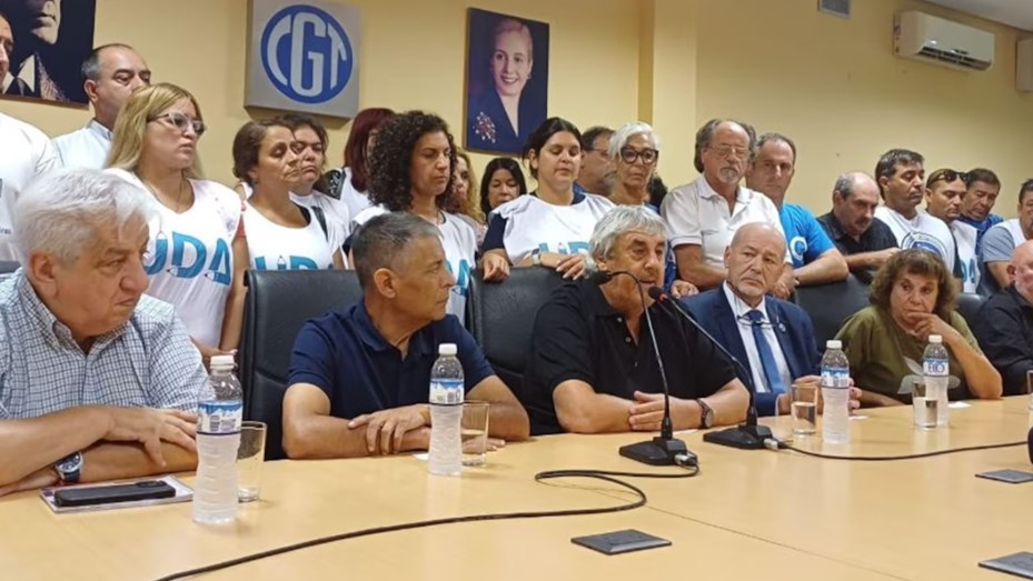 Los gremios docentes rechazaron la oferta del Gobierno y ratificaron el paro del 5 de marzo