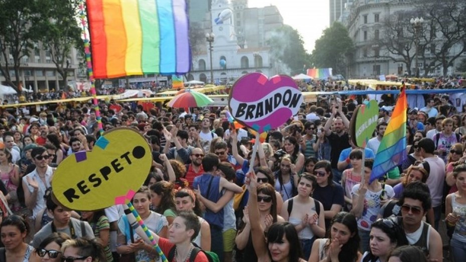 Marcha Federal LGTBIQ+: los manifestantes se movilizan hacia la Plaza de Mayo
