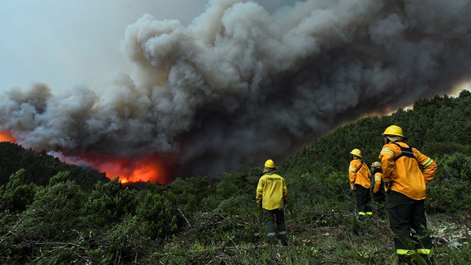 Detuvieron a tres sospechosos por los incendios en El Bolsón