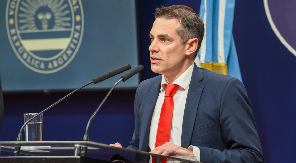 Registros del automotor: el Gobierno confirmó que se eliminaron 60 formularios y trámites