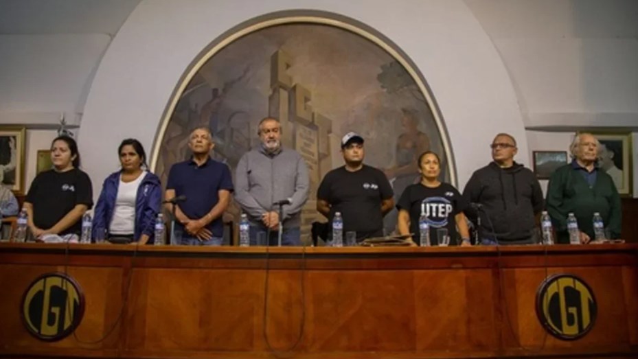 La CGT se reúne hoy para definir la fecha y modalidad del tercer paro general contra Milei