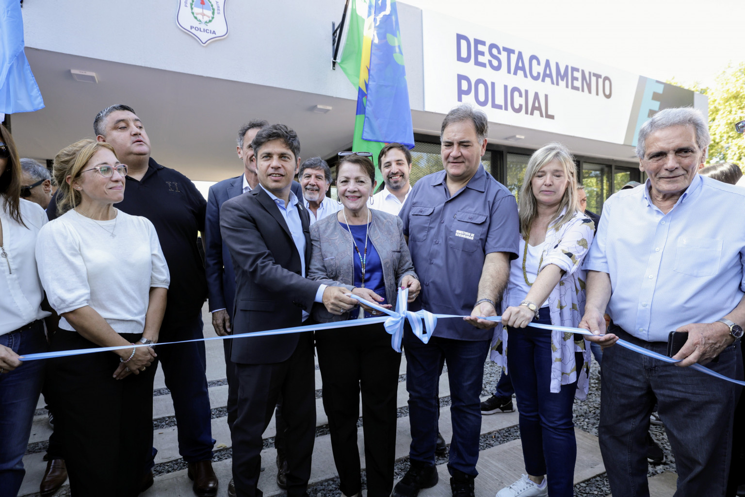 Kicillof inauguró nueva infraestructura educativa y de seguridad