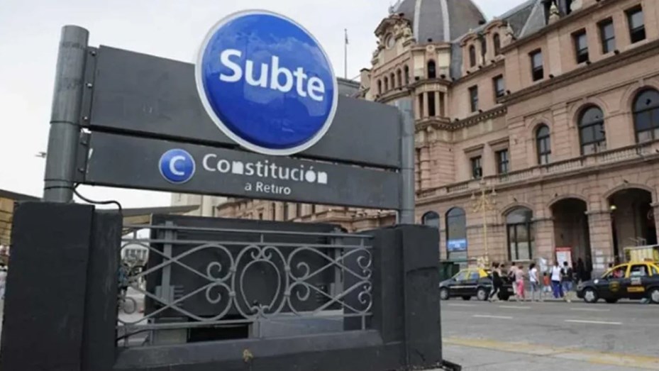 Tras la agresión a un guarda, la Línea C del subte estuvo detenida una hora por una medida de fuerza