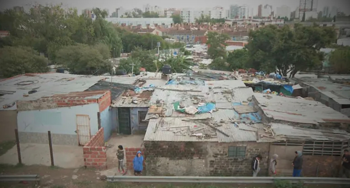 Dos bandas narco enfrentadas: el trasfondo del crimen que provocó la furia de los vecinos en Bernal
