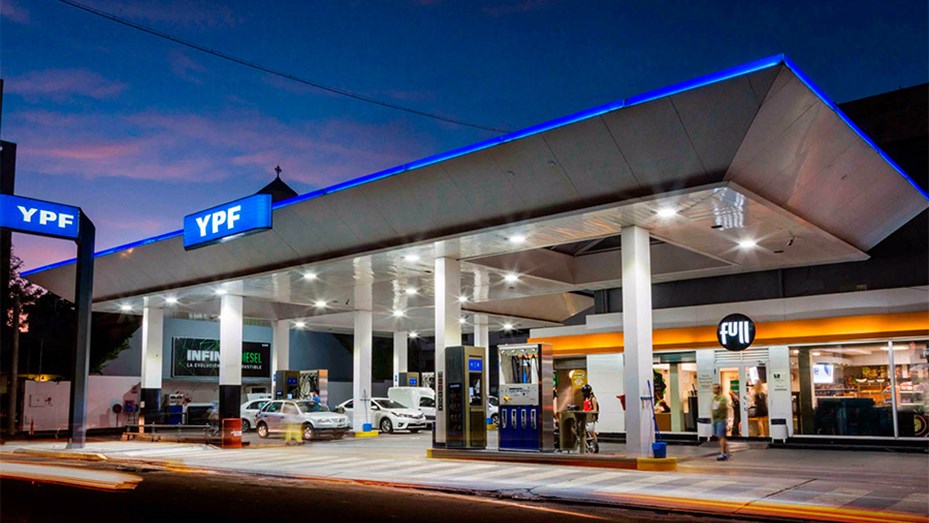 YPF bajaría los precios de los combustibles en caso de que continúe cayendo el valor del petróleo