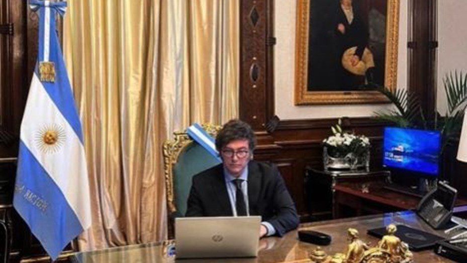 Milei le aconsejó al campo que liquide porque 
