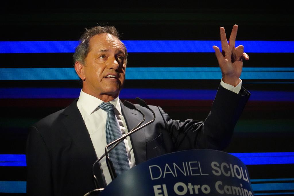 Scioli insiste en que el FDT tenga una PASO para definir candidato presidencial: