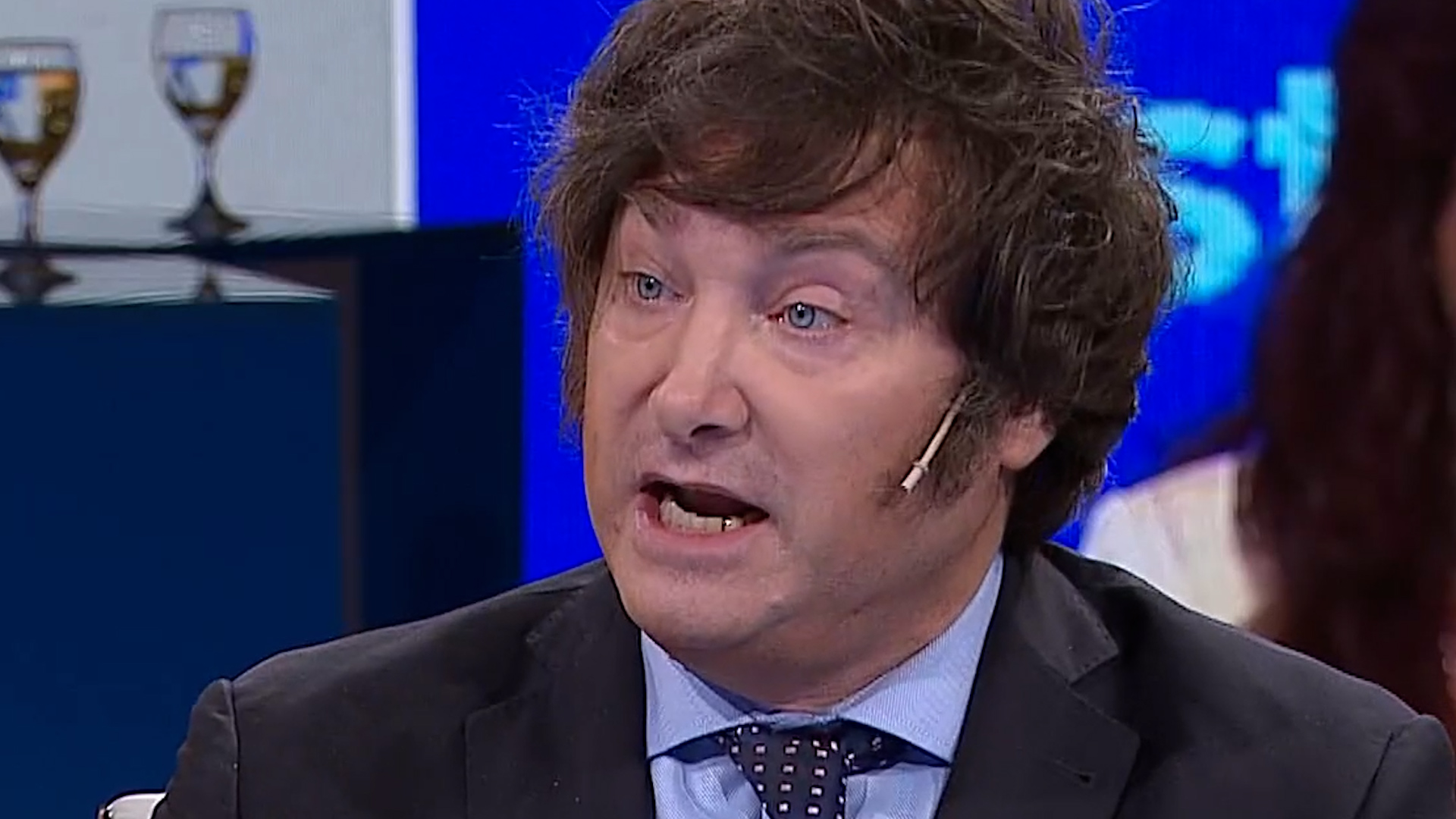 Javier Milei presentó sus propuestas: recorte de jubilaciones y pensiones privatizaciones y arancelar la salud pública