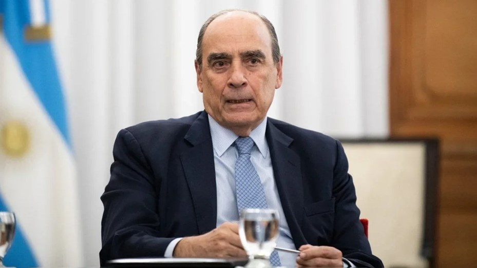 Francos anticip&oacute; que la semana pr&oacute;xima estar&aacute; listo el proyecto que permtir&aacute; usar d&oacute;lares sin declarar