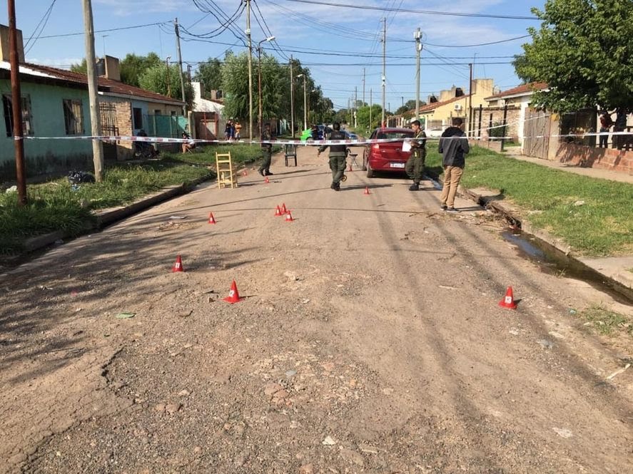 Dos policías heridos y un sospechoso muerto en José C. Paz