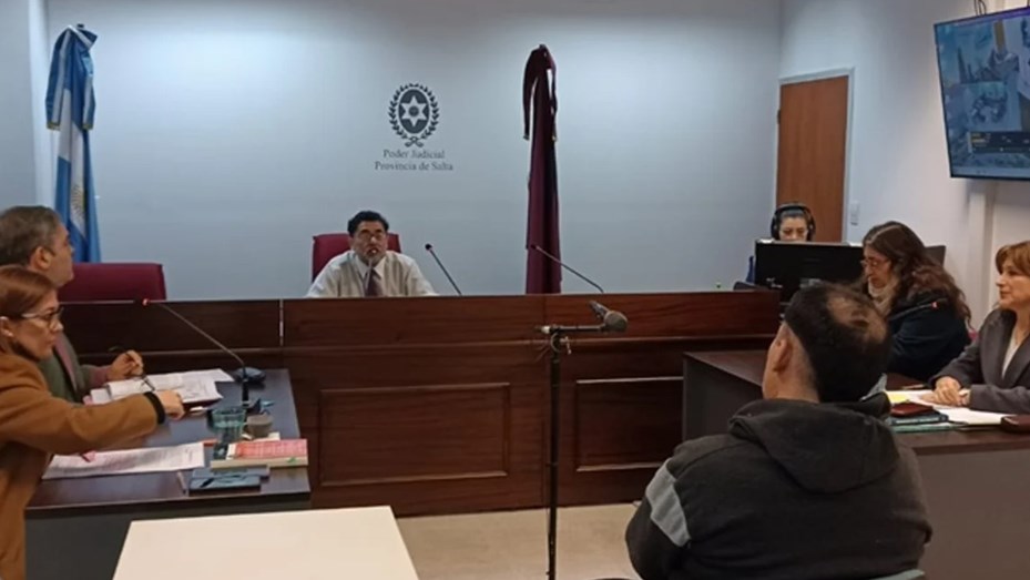 Huyó de la policía, chocó, murió su amigo y le dieron 3 años de prisión en suspenso