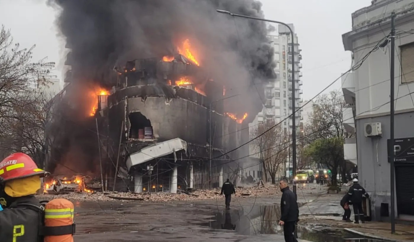 Incendio en La Plata: el depósito había sido clausurado y analizan demolerlo