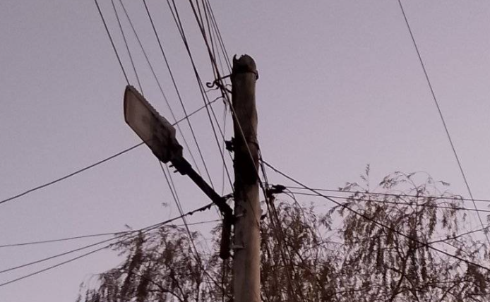Cortes de luz en los barrios de Tristán Suárez por la alta temperatura los cables no aguantan y se queman
