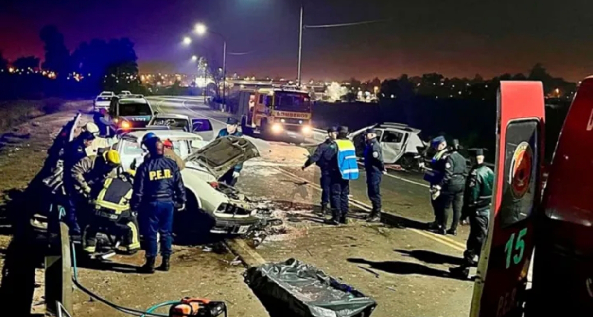 Accidente fatal en Concordia: un muerto y cinco heridos por un choque entre tres autos