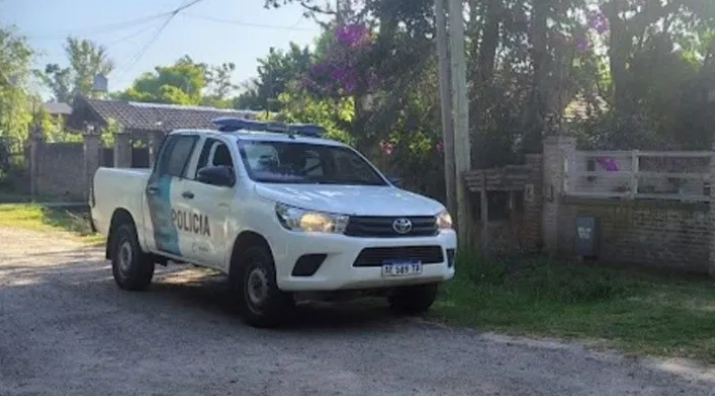 Asesinaron a un hombre a cuchilladas en una pelea y el criminal se fugó a bordo de un caballo