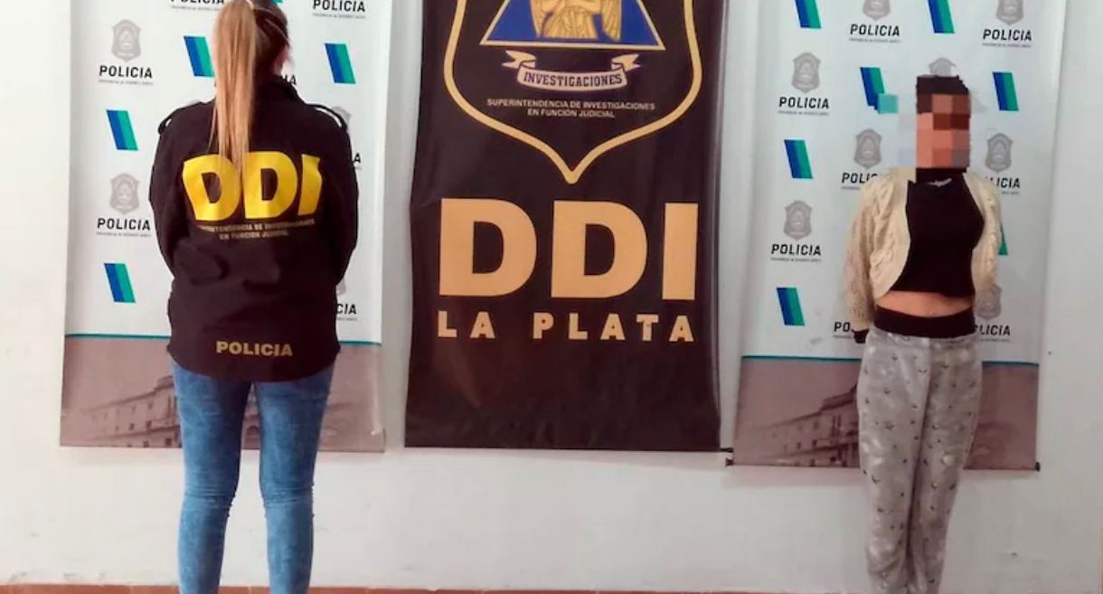 Atropelló y mató a un repartidor en La Plata, le dieron domiciliaria y terminó presa por robar una lencería