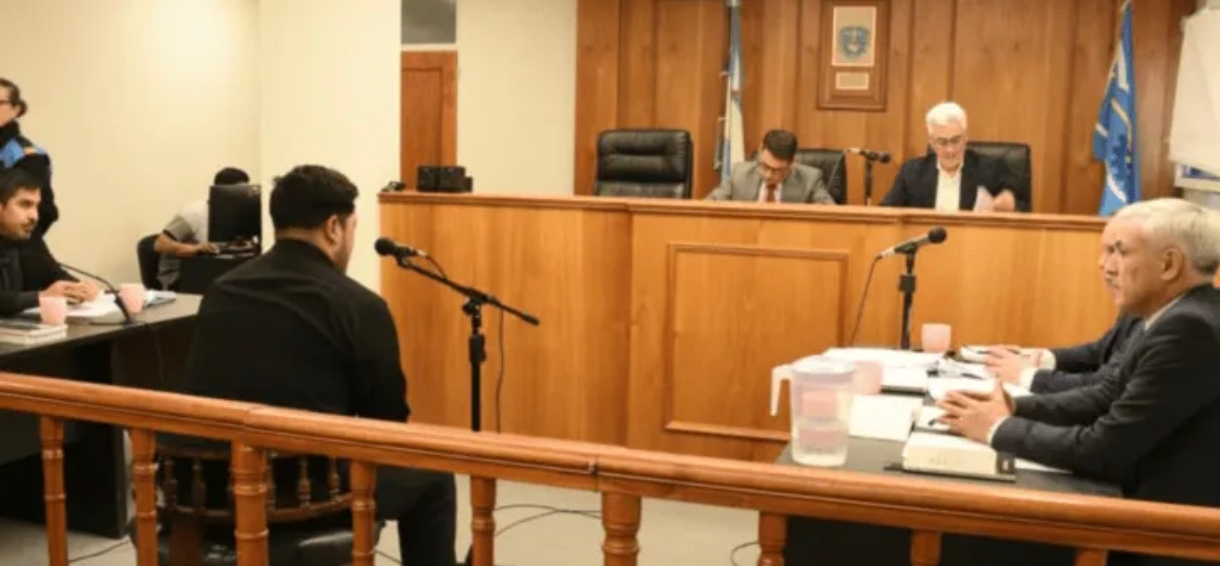 Le cortó la mano a machetazos a un hombre durante una discusión de tránsito, pidió disculpas y quedó libre