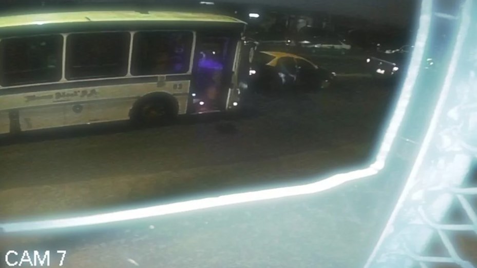 Balacera en La Matanza: un policía mató a un ladrón que intentó robarle a un taxista