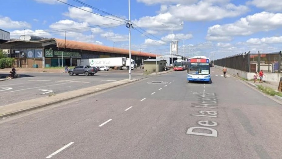 La violenta bienvenida a una turista en Argentina: le partieron la cabeza de un piedrazo en un taxi