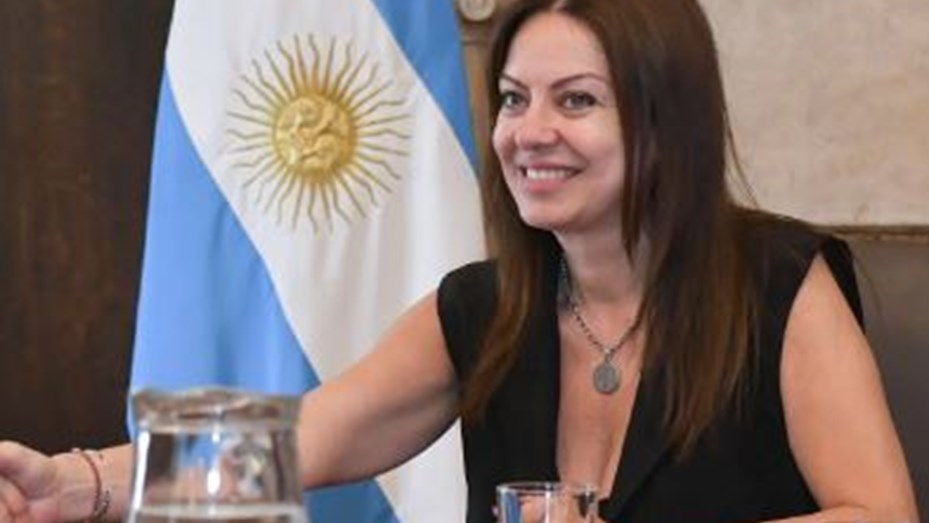 Organizaciones sociales concentran frente a Capital Humano