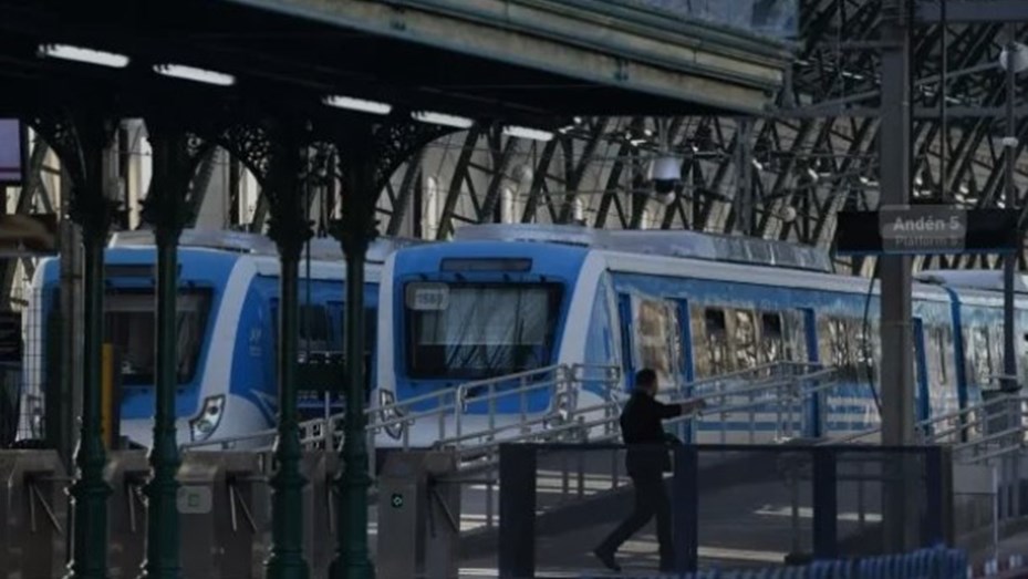 Paro de La Fraternidad: trenes del AMBA circulan a 30 km/h