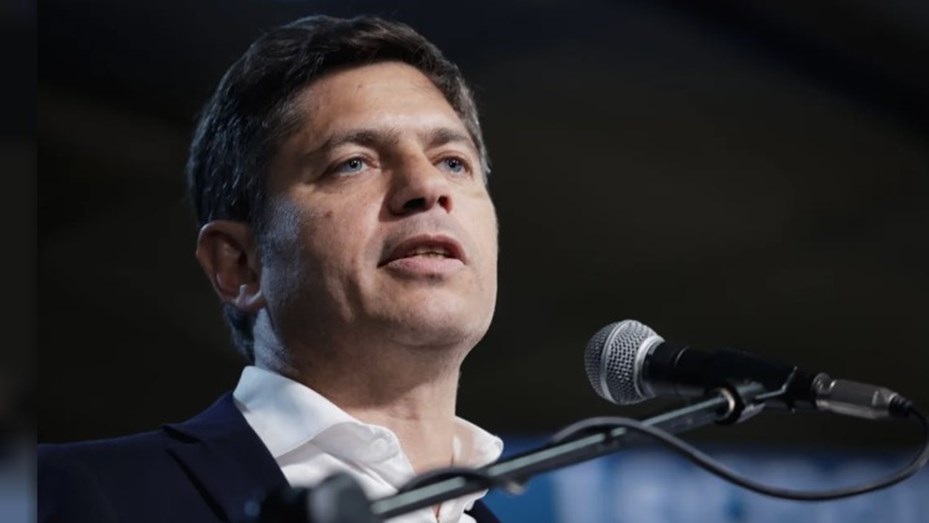 Kicillof viajó a Nueva York en medio de las negociaciones de Milei con el Tesoro de EE.UU.