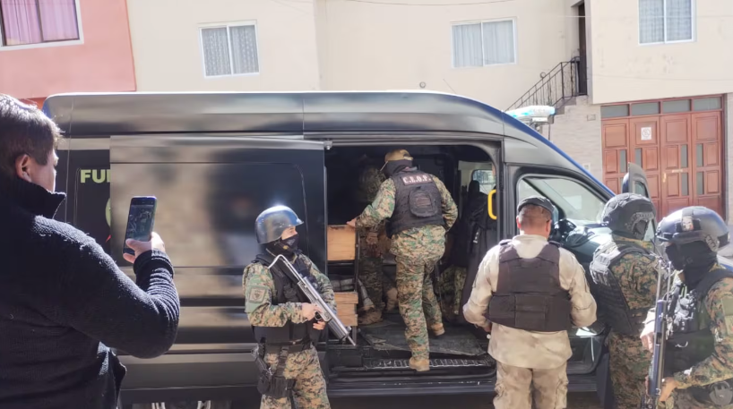 Trasladan de La Quiaca a San Salvador de Jujuy al quinto detenido por el triple crimen de Florencio Varela