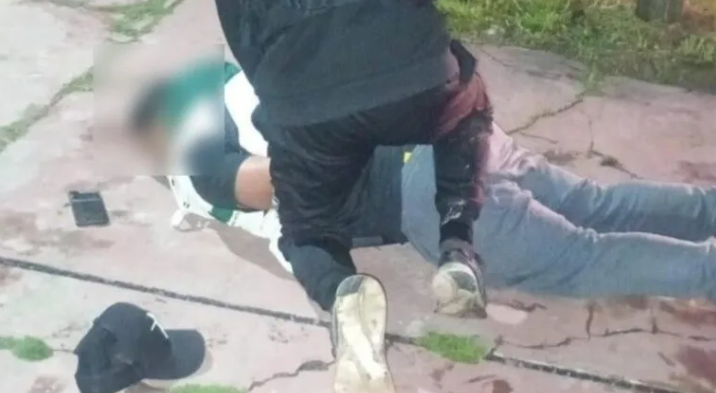 Ladrones fingían ser operarios de una empresa de electricidad para ejecutar entraderas y terminaron presos