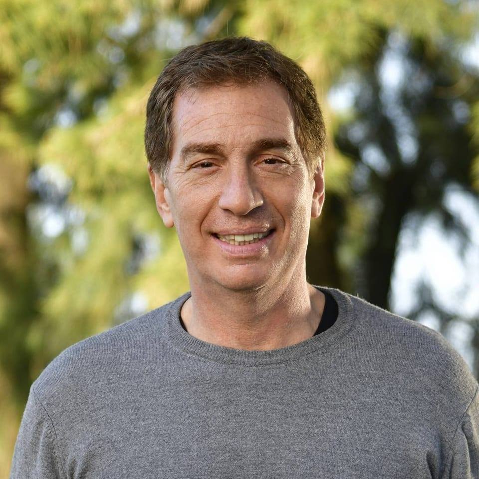 Santilli: “No nos dejemos correr por los mismos que gobernaron 16 años y llevaron al país al fracaso”