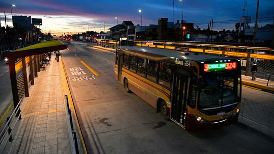 Las empresas de colectivos del AMBA anuncian que pagarán los aguinaldos en seis cuotas