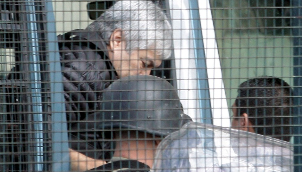 Trasladaron a L&aacute;zaro B&aacute;ez al Hospital de Ezeiza para realizarle estudios m&eacute;dicos