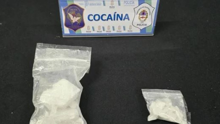Detuvieron a un efectivo del Servicio Penitenciario cuando trataba de ingresar drogas a una cárcel