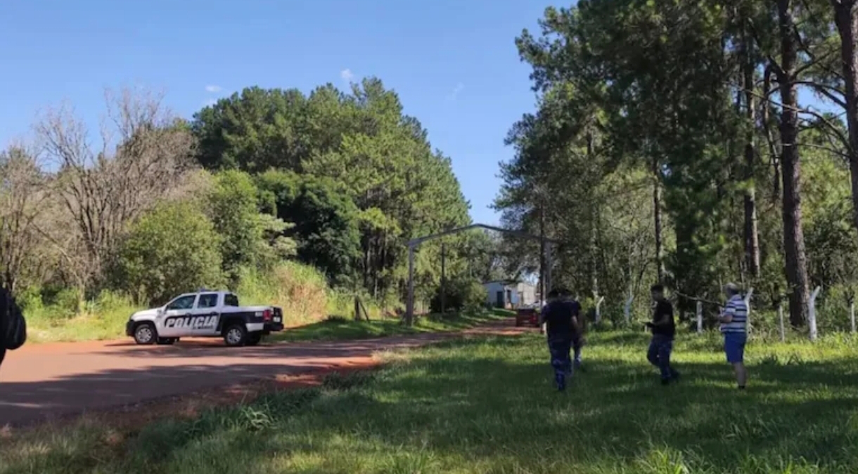 Conmoción en Misiones por un ataque comando a una base de Infantería: mataron a un policía y robaron fusiles
